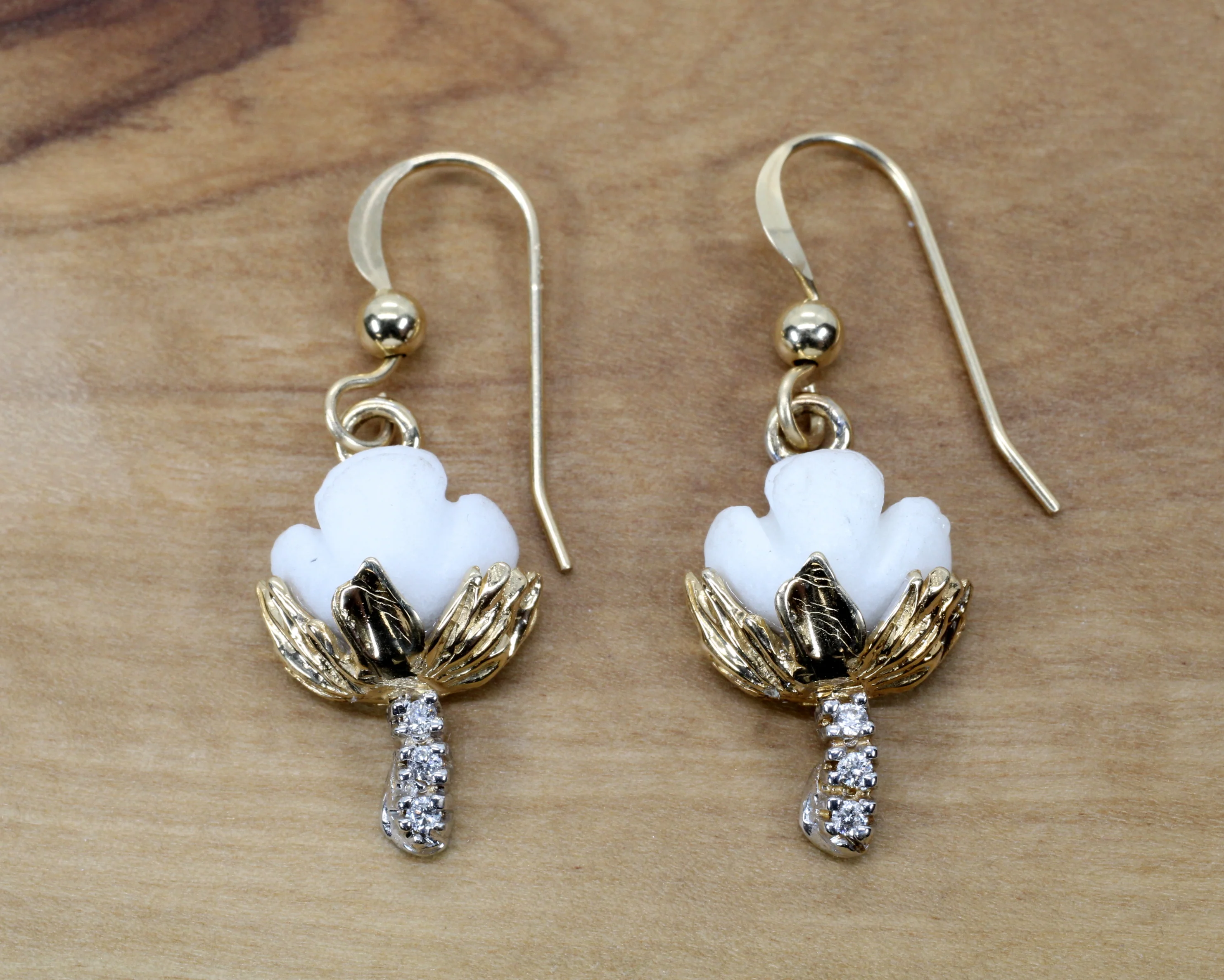 How long do white gold earrings last?