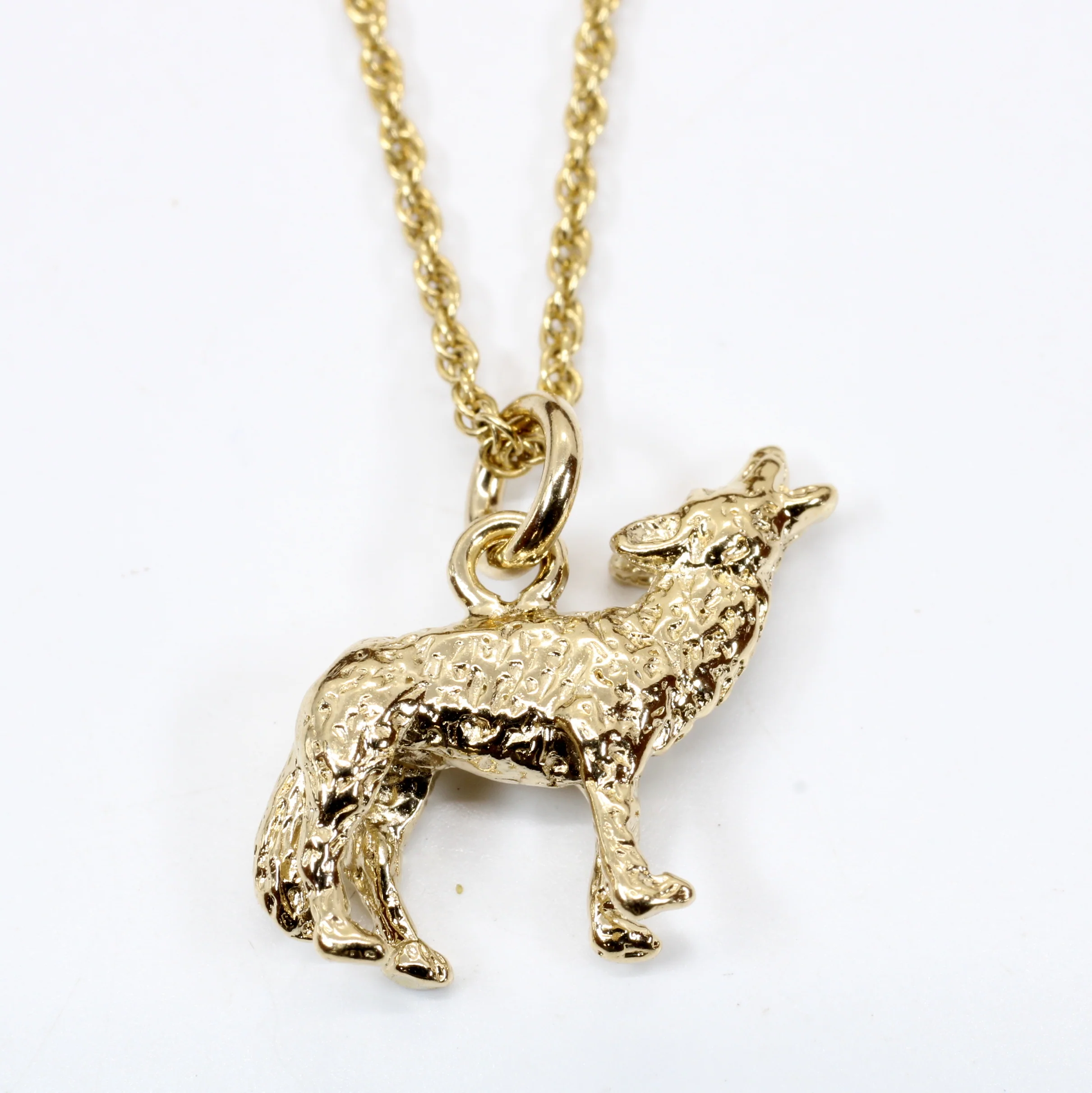 How wide is the chain that comes with the Coyote pendant?