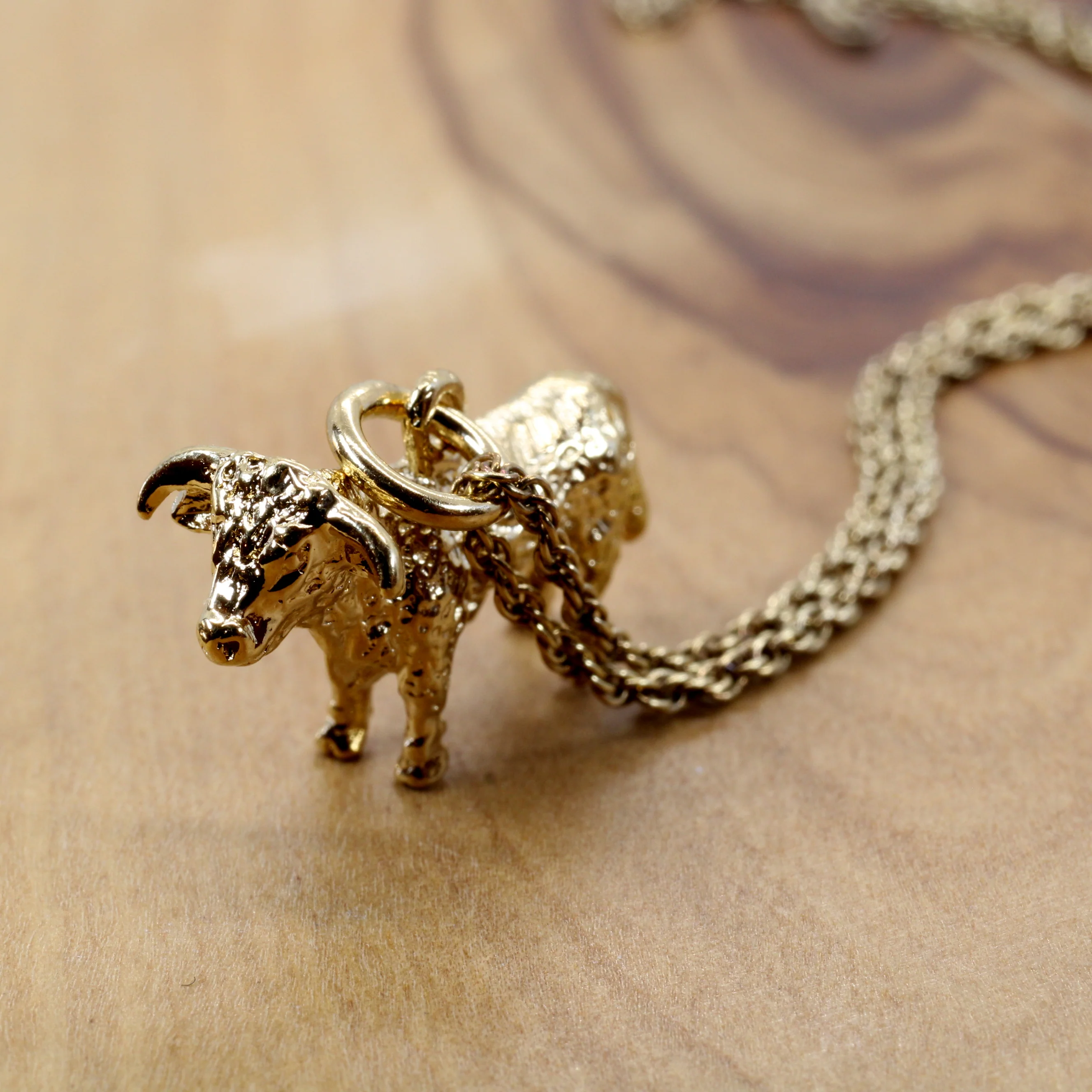 What material is used in the necklace?