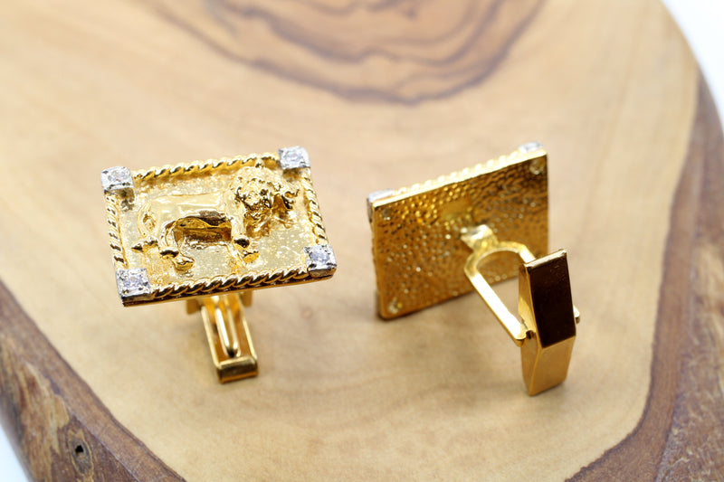 Mans 18kt Gold Vermeil Lion Body Cuff Links with CZ Corners