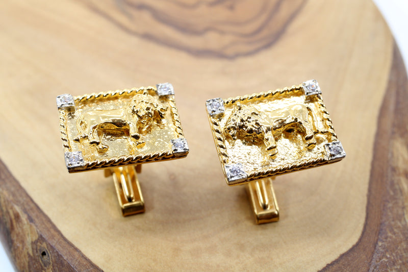 Mans 18kt Gold Vermeil Lion Body Cuff Links with CZ Corners