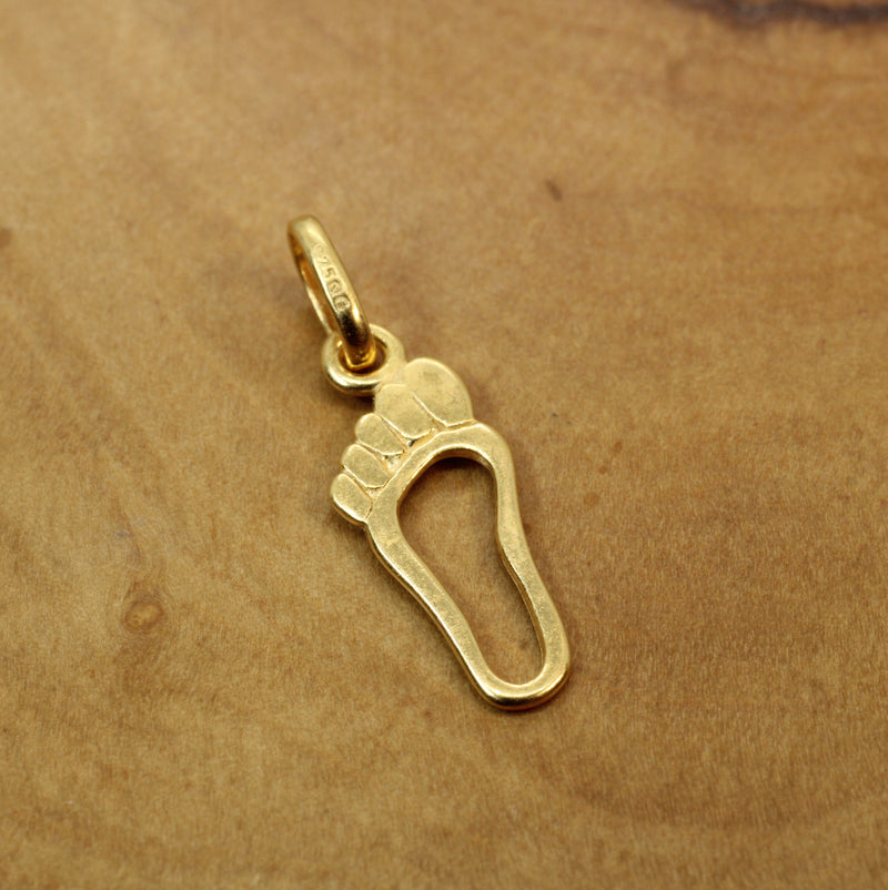 Gold Footprint Silhouette Necklace made in 14kt gold vermeil