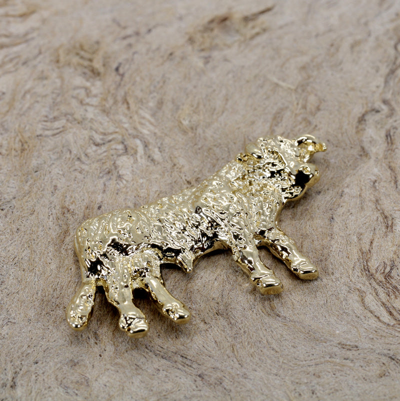 Show Hereford Bull Tie Tack or Pin in 14kt Gold Vermeil for Him