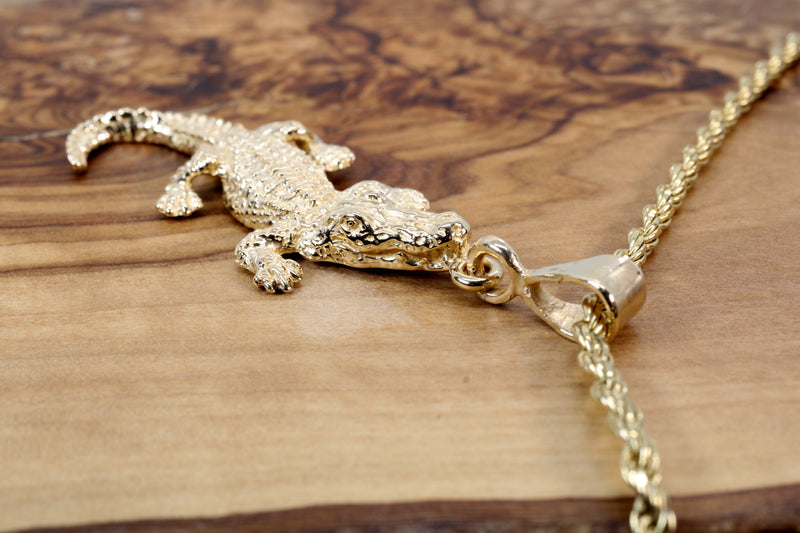 Extra Large Gold Alligator Necklace in 14kt Gold with Rope Chain