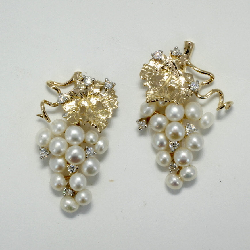 Gold Pearl Studs – PearlMania