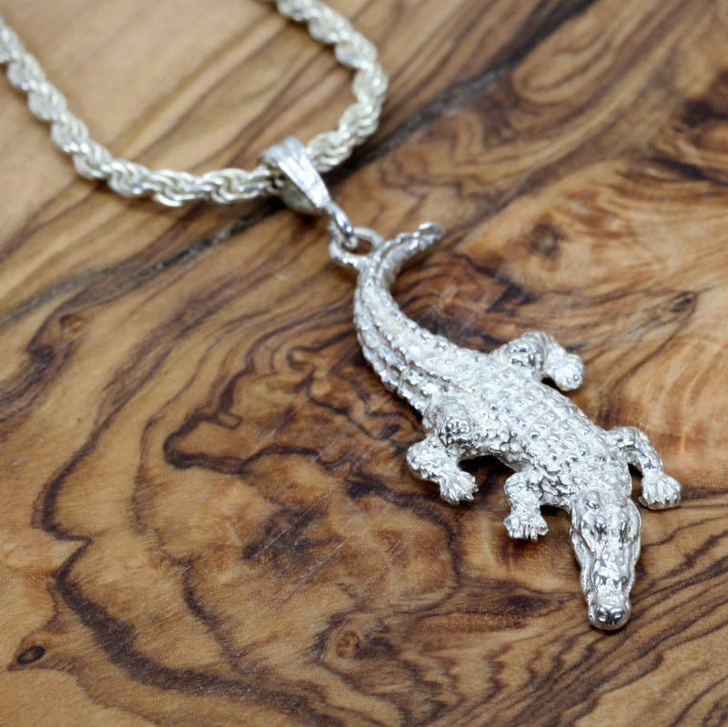Large Alligator Necklace for man on rope chain in Sterling Silver