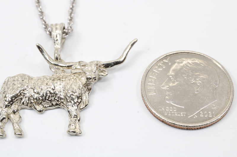 Texas Longhorn Set of Necklace and Earrings with medium 2-d Longhorns